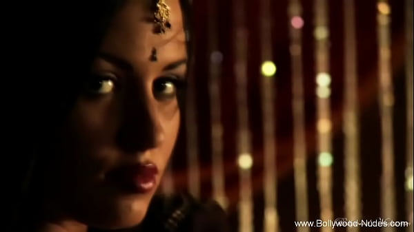 Belly Dancer From The Orient The Other Woman On Seducing