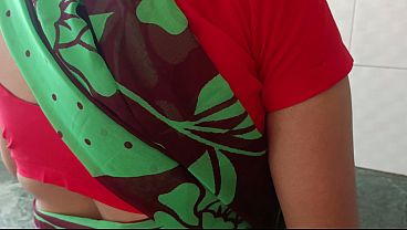 Beautiful desi bhabhi having sex with brother-in-law in the kitchen for the first time, viral hindi video