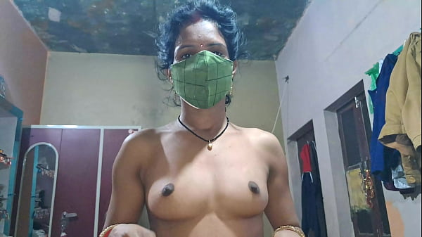 Hot Young Bhabhi's crazy style of pussy that arouses the thirst of masti!