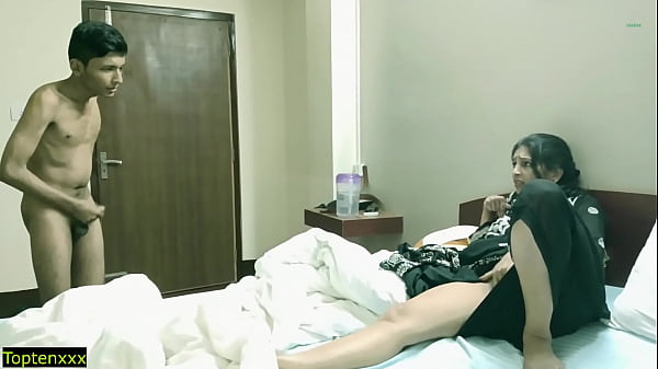 Passionate Teen Girl teases in amateur